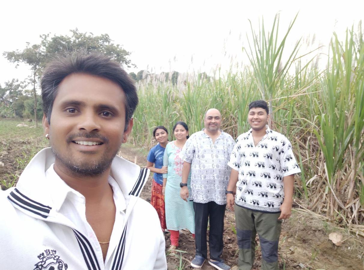 Lohit Homestay Hampi Bagian luar foto